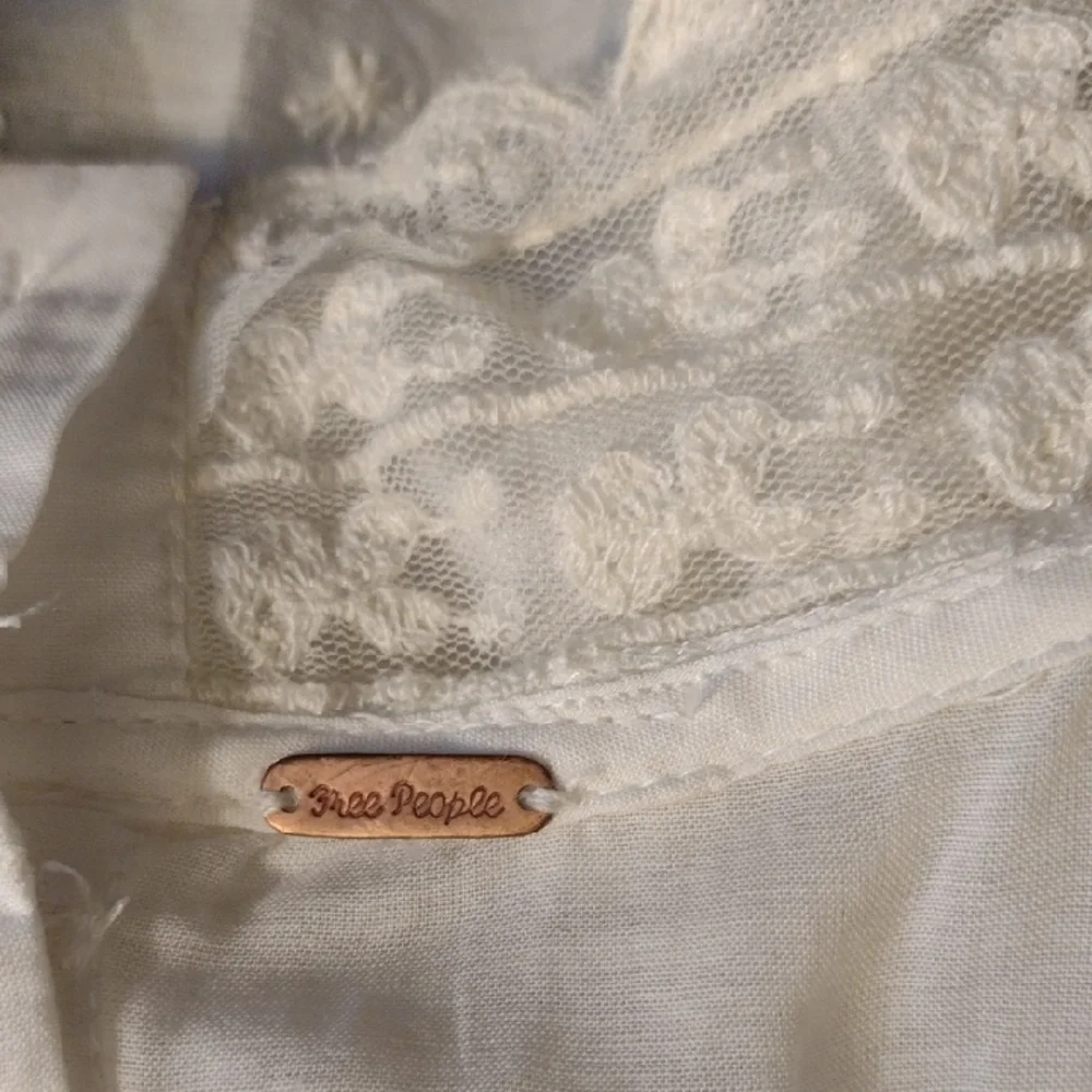 Free People Vintage Elegant White Lace Blouse Size XS - Picture 10 of 12